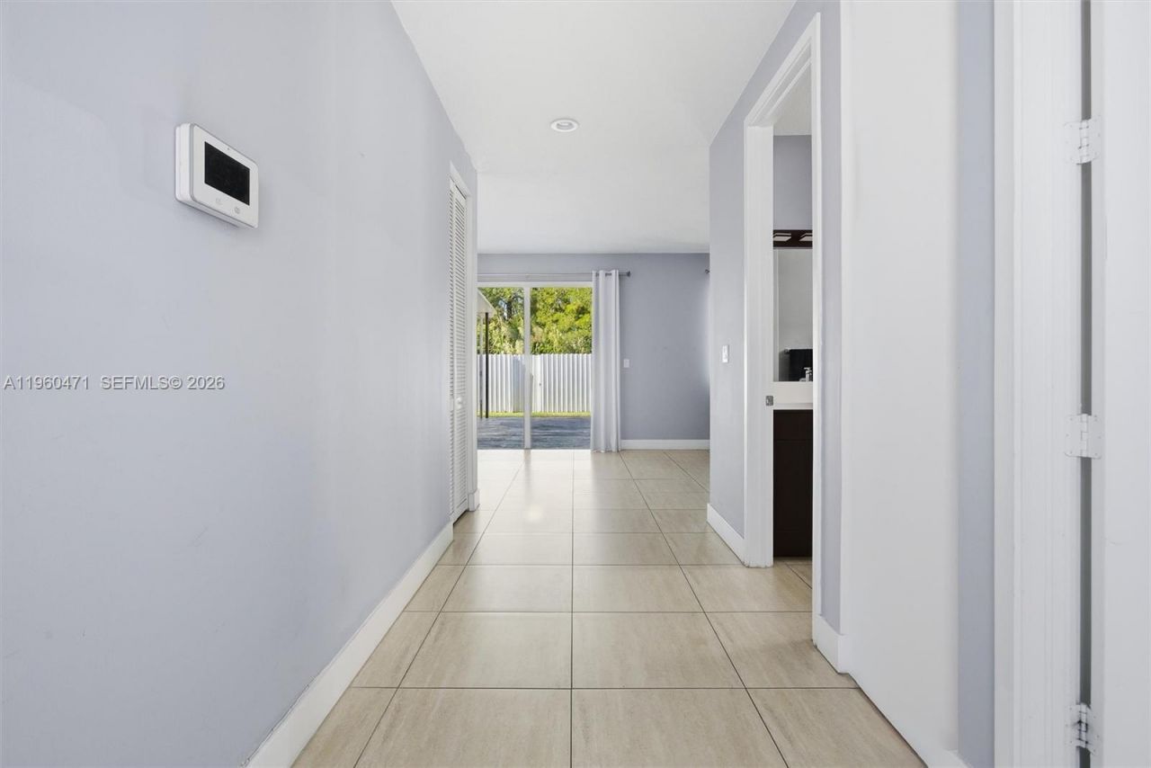 18350 SW 139th Path , Miami, FL 33177 Photo