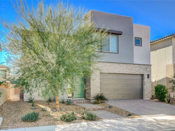 1305 Azure Jay Avenue, North Las Vegas, NV 89084