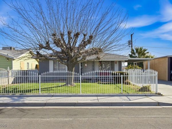 112 N 19th Street, Las Vegas, NV 89101