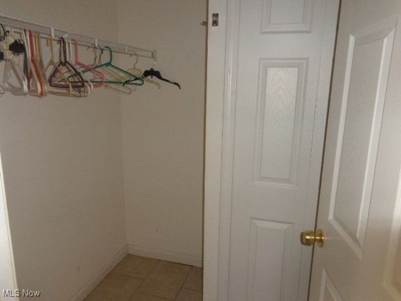 11541 Riverview Court, Unit 15, Cleveland, OH 44130 Photo 12