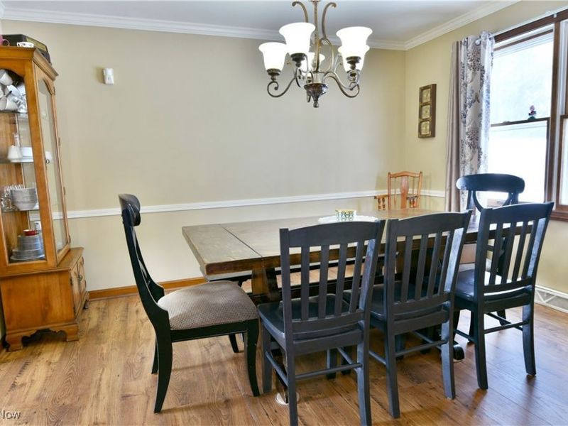 1654 Squaw Creek Drive, Girard, OH 44420 Photo 10