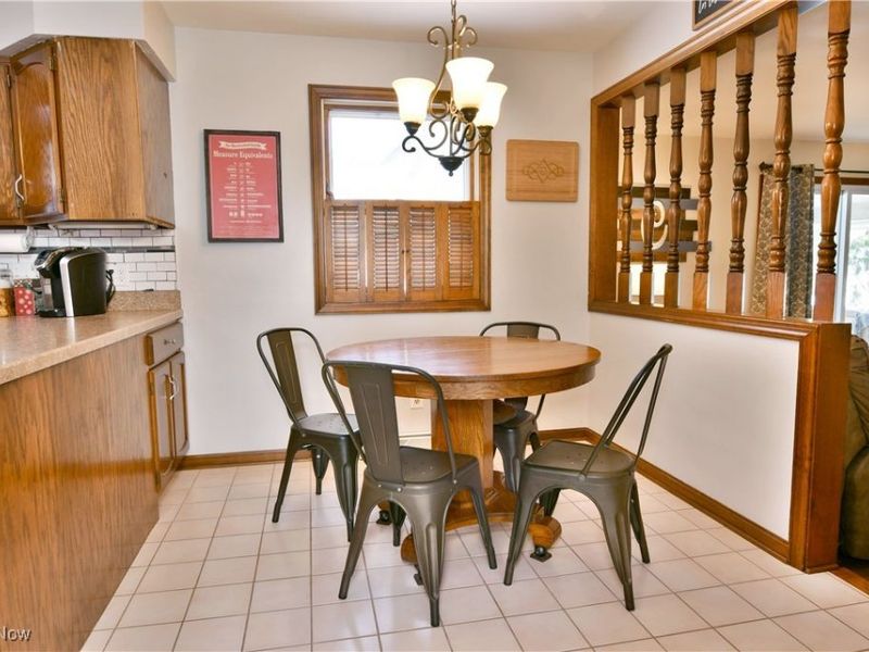 1654 Squaw Creek Drive, Girard, OH 44420 Photo 15