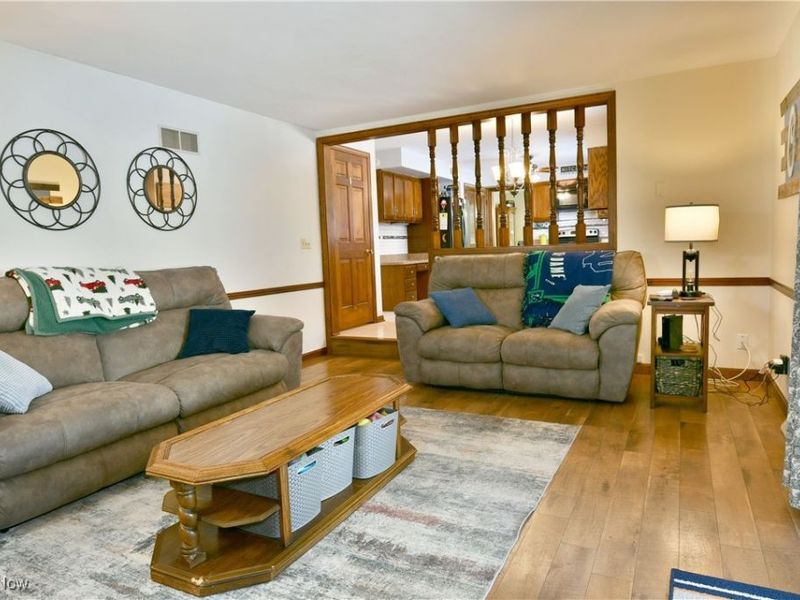 1654 Squaw Creek Drive, Girard, OH 44420 Photo 21