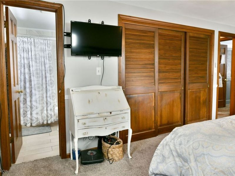 1654 Squaw Creek Drive, Girard, OH 44420 Photo 36