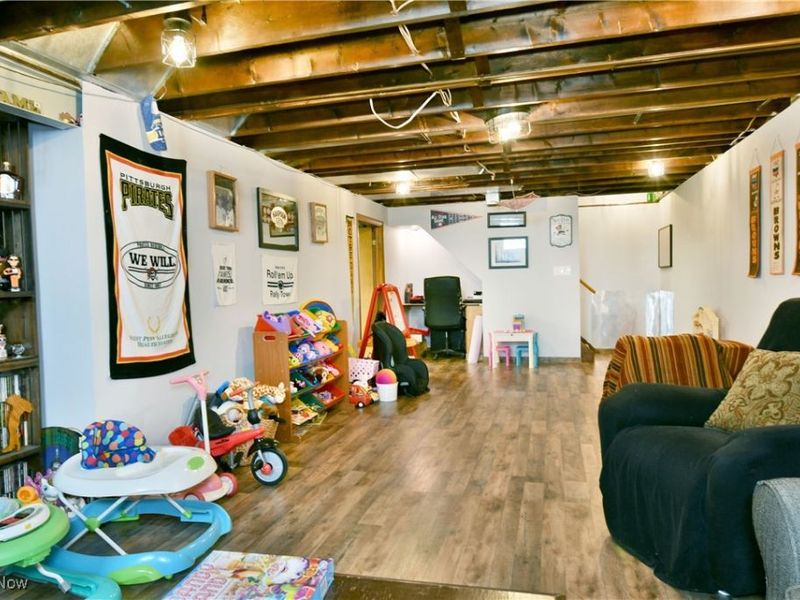 1654 Squaw Creek Drive, Girard, OH 44420 Photo 38