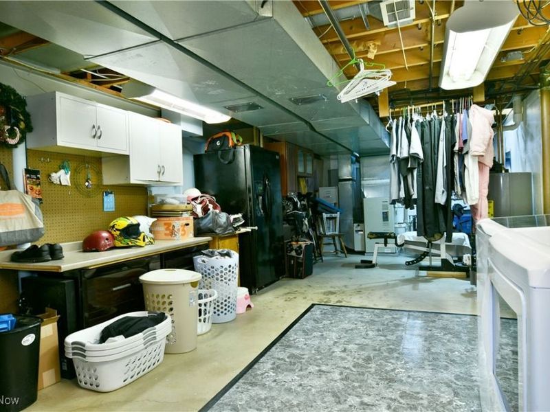 1654 Squaw Creek Drive, Girard, OH 44420 Photo 40