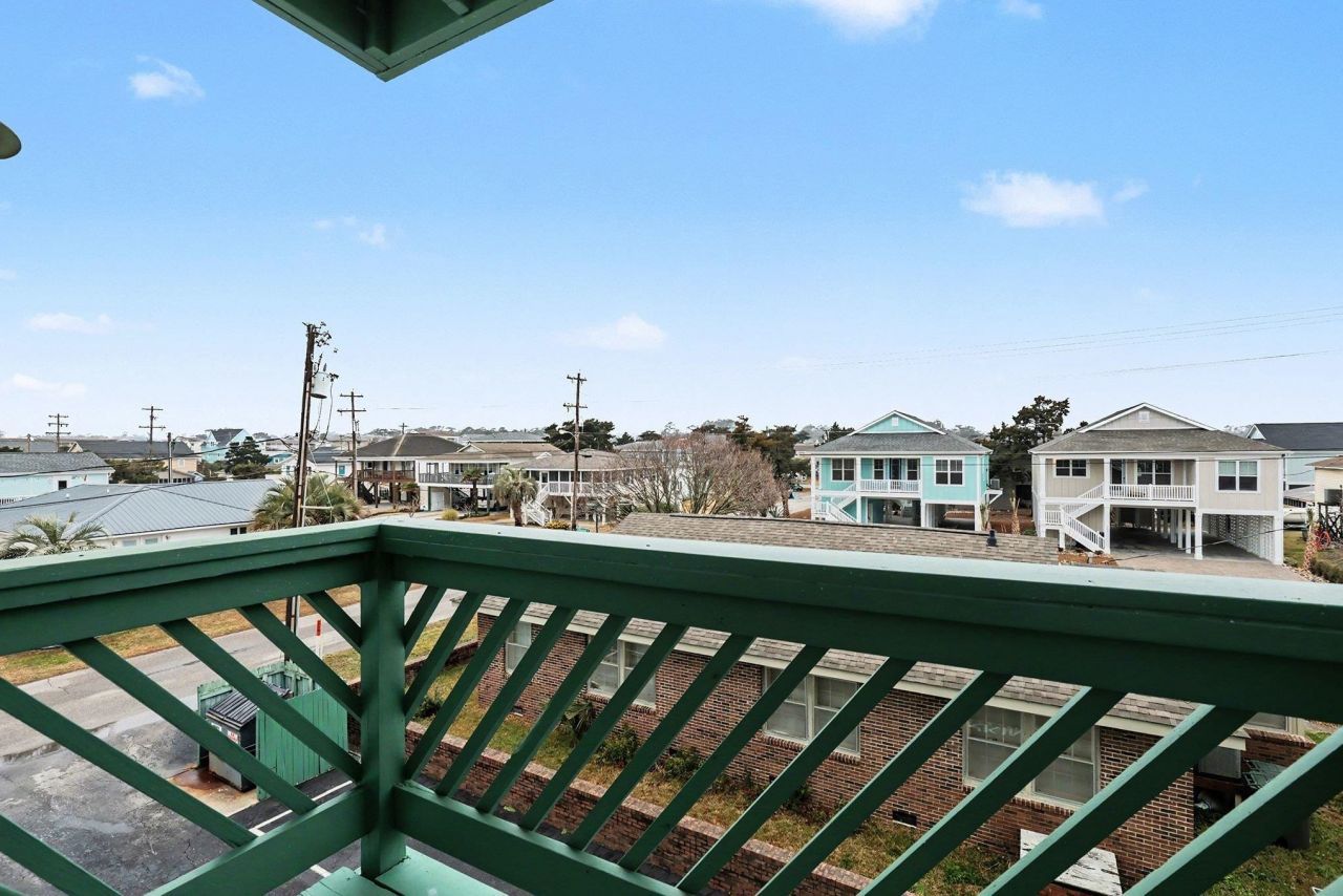 216 22nd Ave. N Photo 22