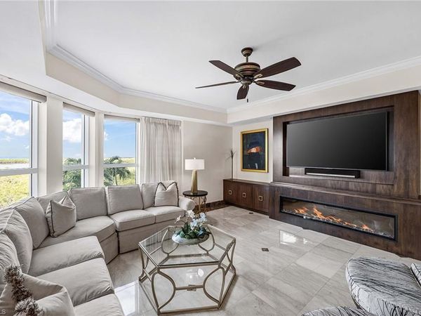 285 Grande WAY, Unit 501, NAPLES, FL 34110