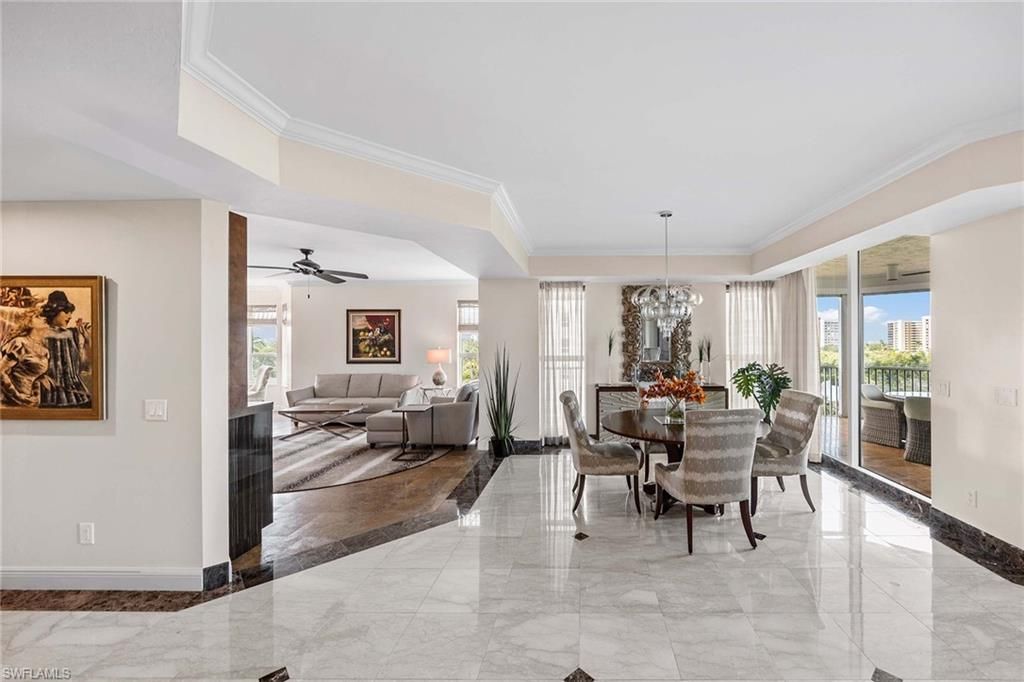 285 Grande Way, Unit 501, Naples, FL 34110 Photo
