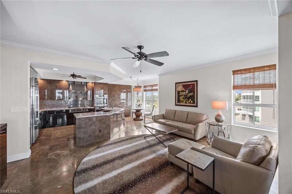 285 Grande Way, Unit 501, Naples, FL 34110 Photo