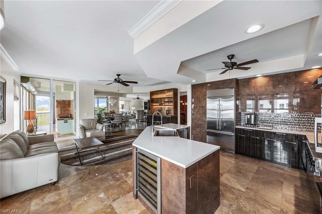285 Grande Way, Unit 501, Naples, FL 34110 Photo