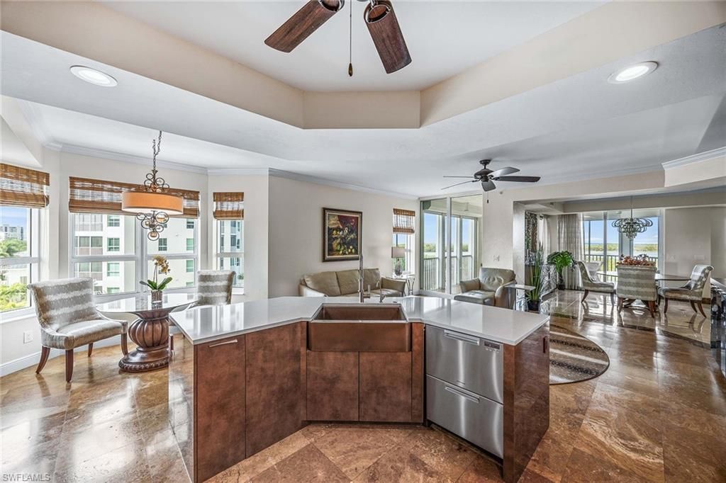 285 Grande Way, Unit 501, Naples, FL 34110 Photo