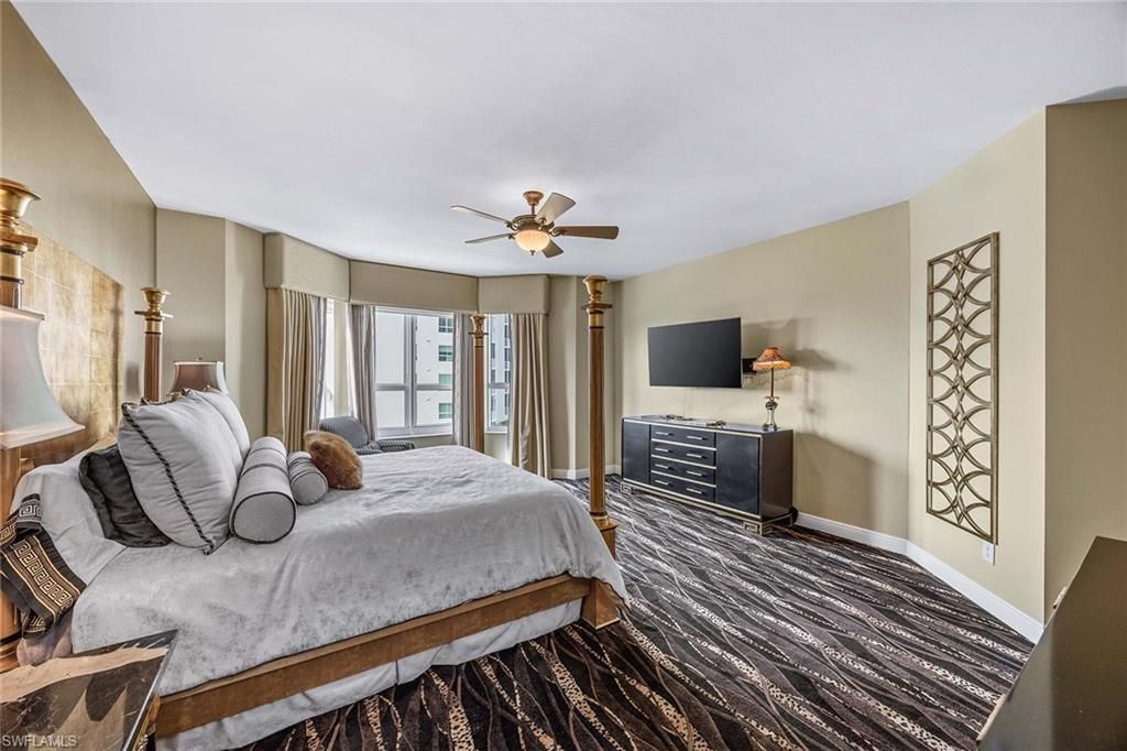285 Grande Way, Unit 501, Naples, FL 34110 Photo