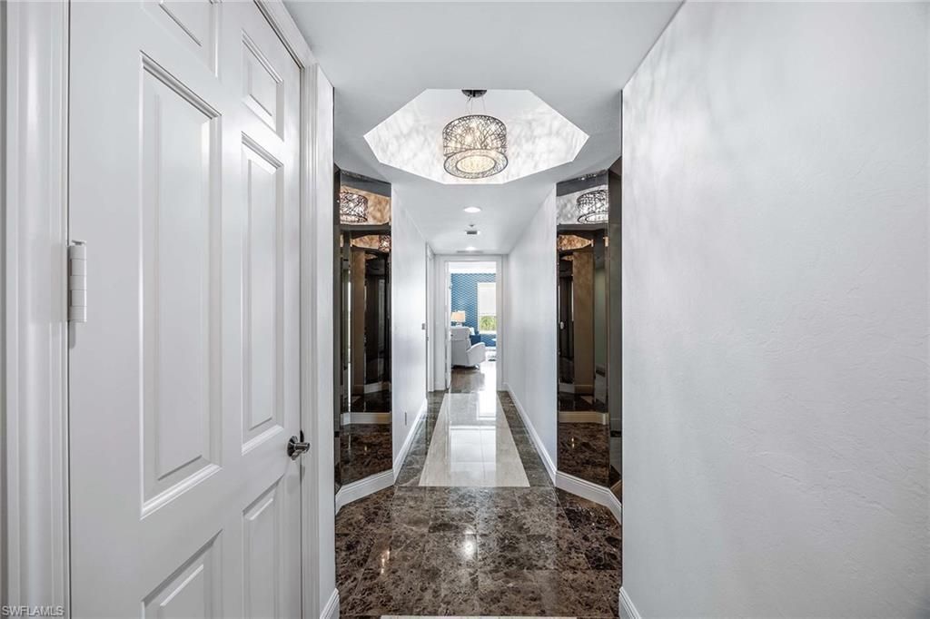285 Grande Way, Unit 501, Naples, FL 34110 Photo