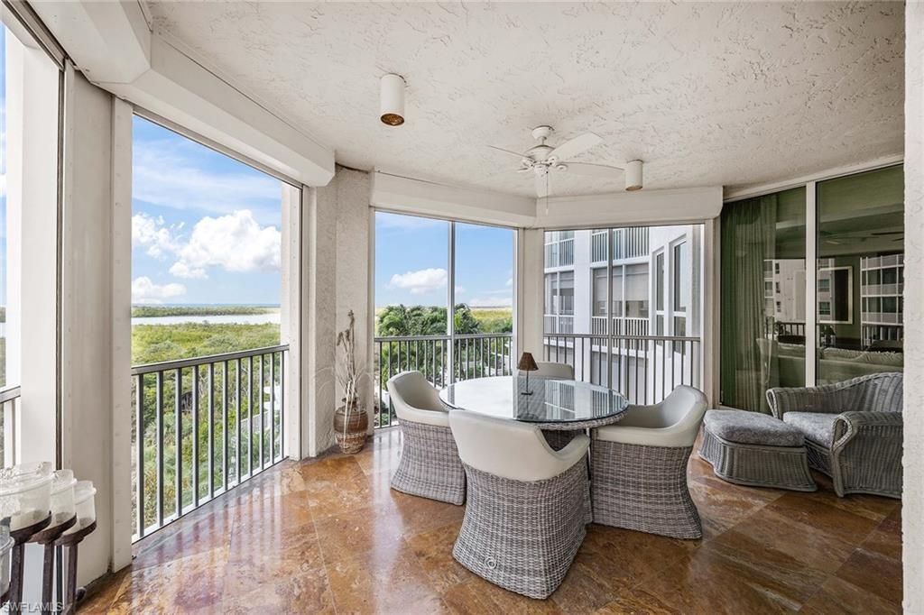285 Grande Way, Unit 501, Naples, FL 34110 Photo