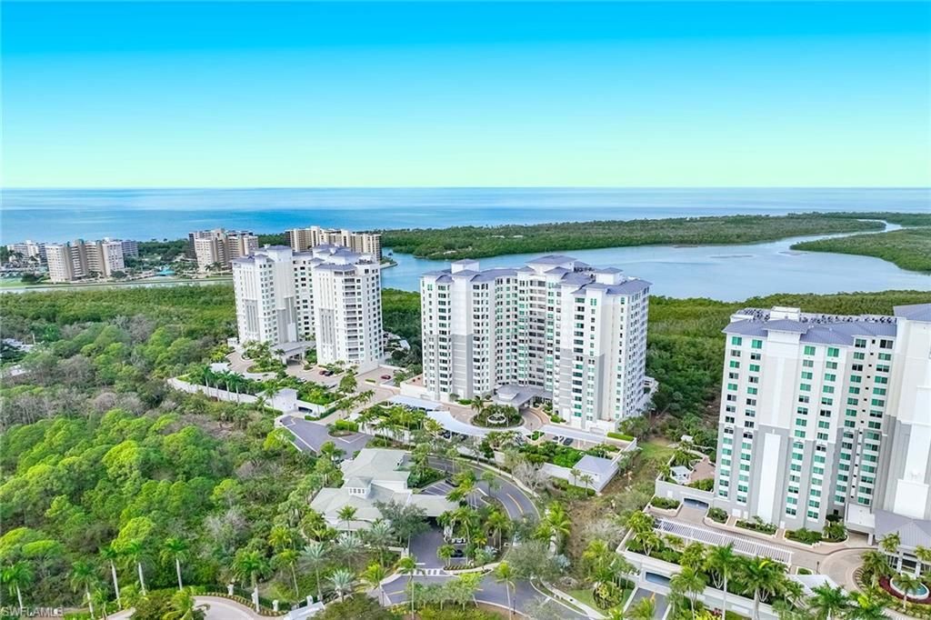 285 Grande Way, Unit 501, Naples, FL 34110 Photo