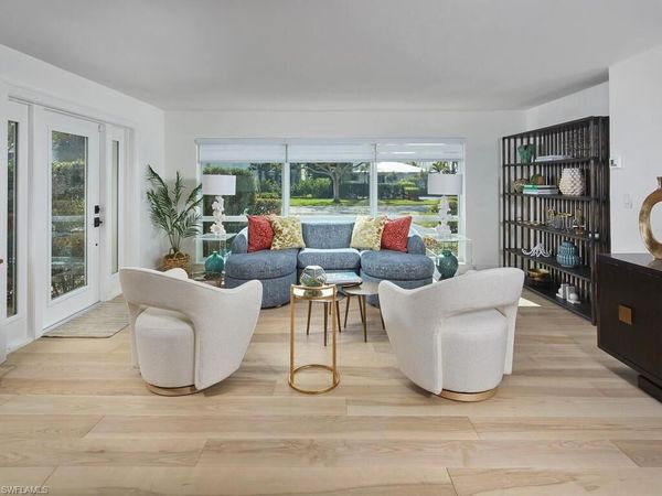 255 2nd AVE S, Unit 6, NAPLES, FL 34102