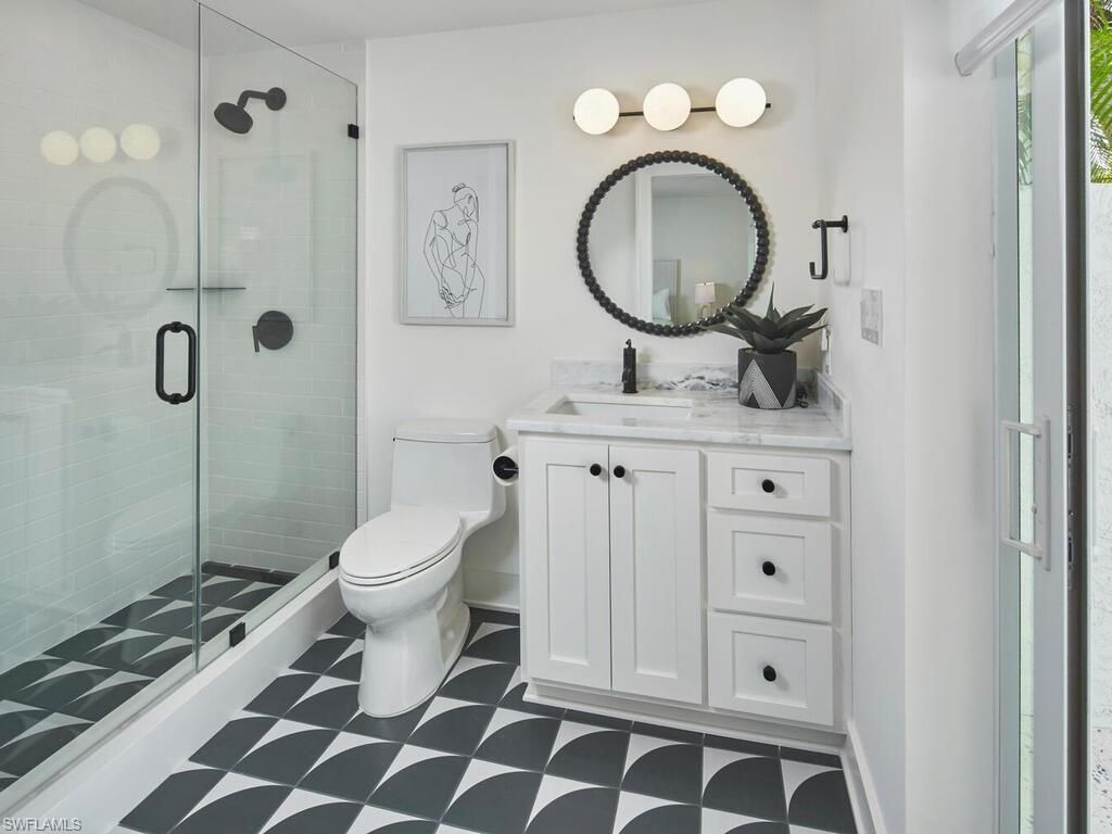 255 2nd Ave S, Unit 6, Naples, FL 34102 Photo