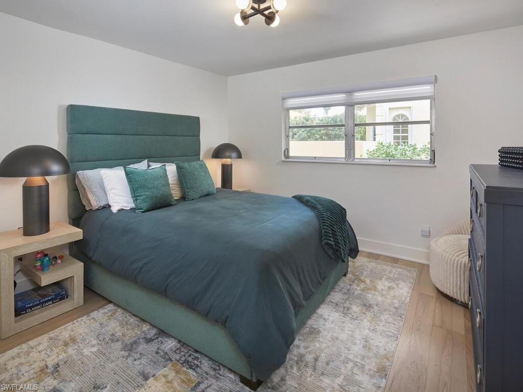 255 2nd Ave S, Unit 6, Naples, FL 34102 Photo