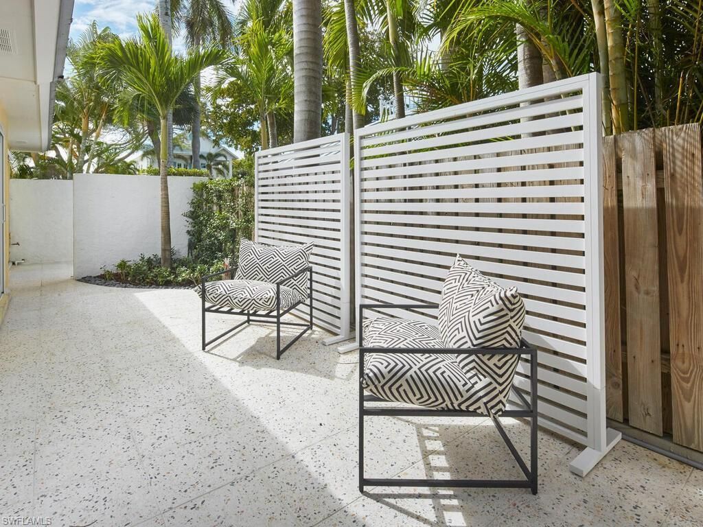 255 2nd Ave S, Unit 6, Naples, FL 34102 Photo