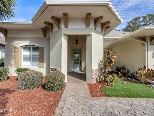 5203 Grove Manor, Lady Lake, FL 32159