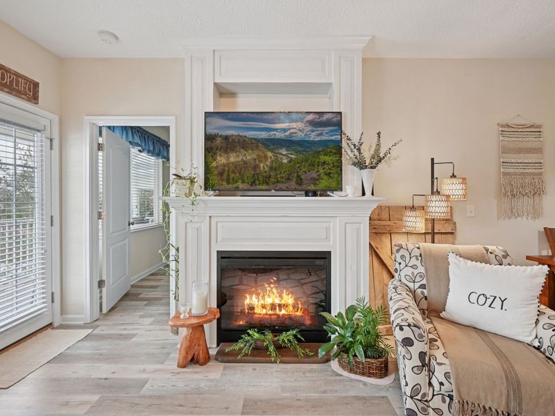 8099 Over Par Court, Burlington, KY 41005 Photo 3