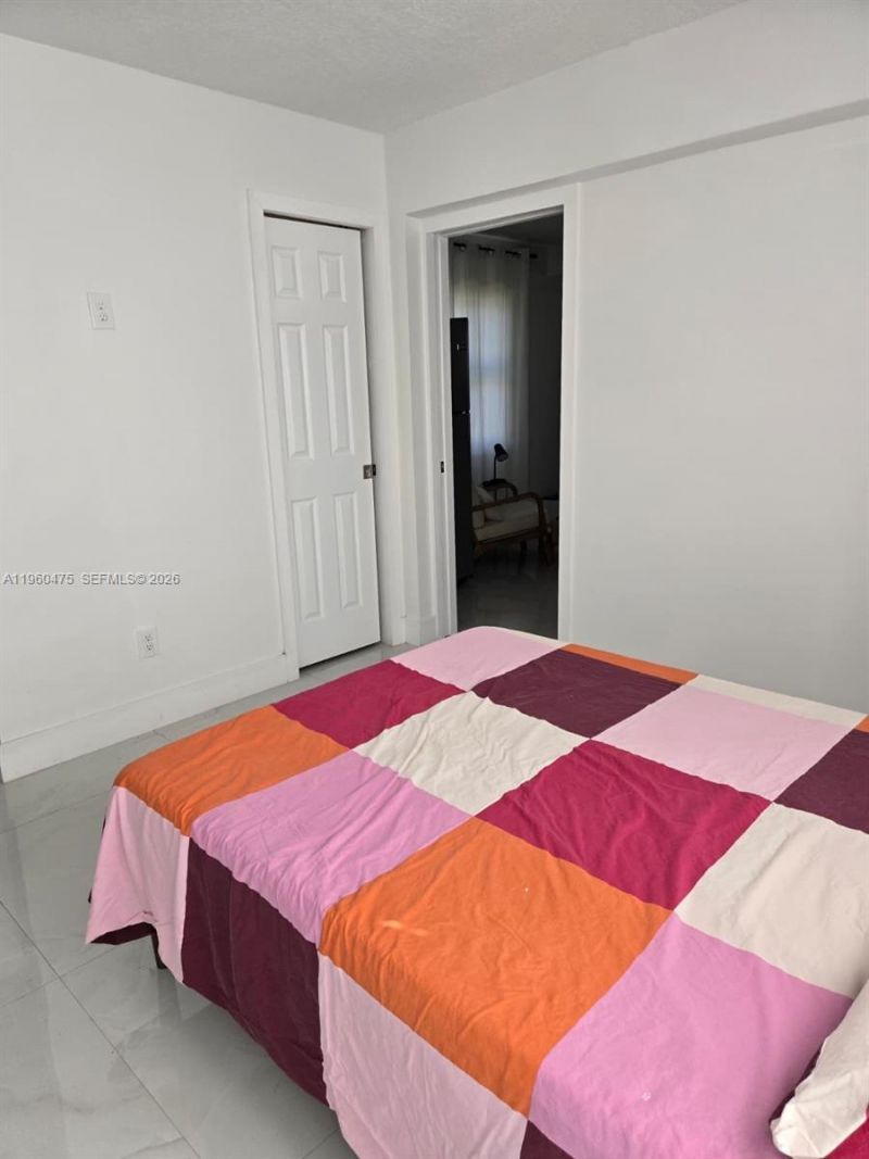 1213 NW 6th Ave, Fort Lauderdale, FL 33311 Photo