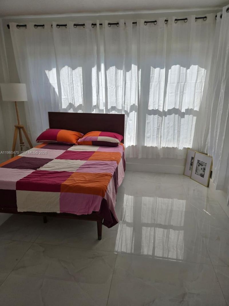 1213 NW 6th Ave, Fort Lauderdale, FL 33311 Photo