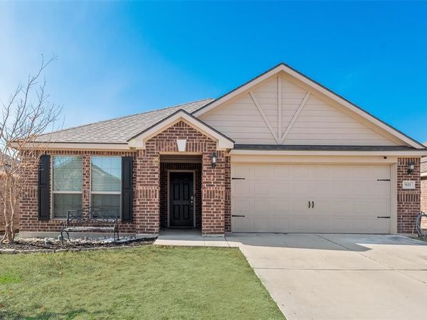 921 First Street, Sanger, TX 76266