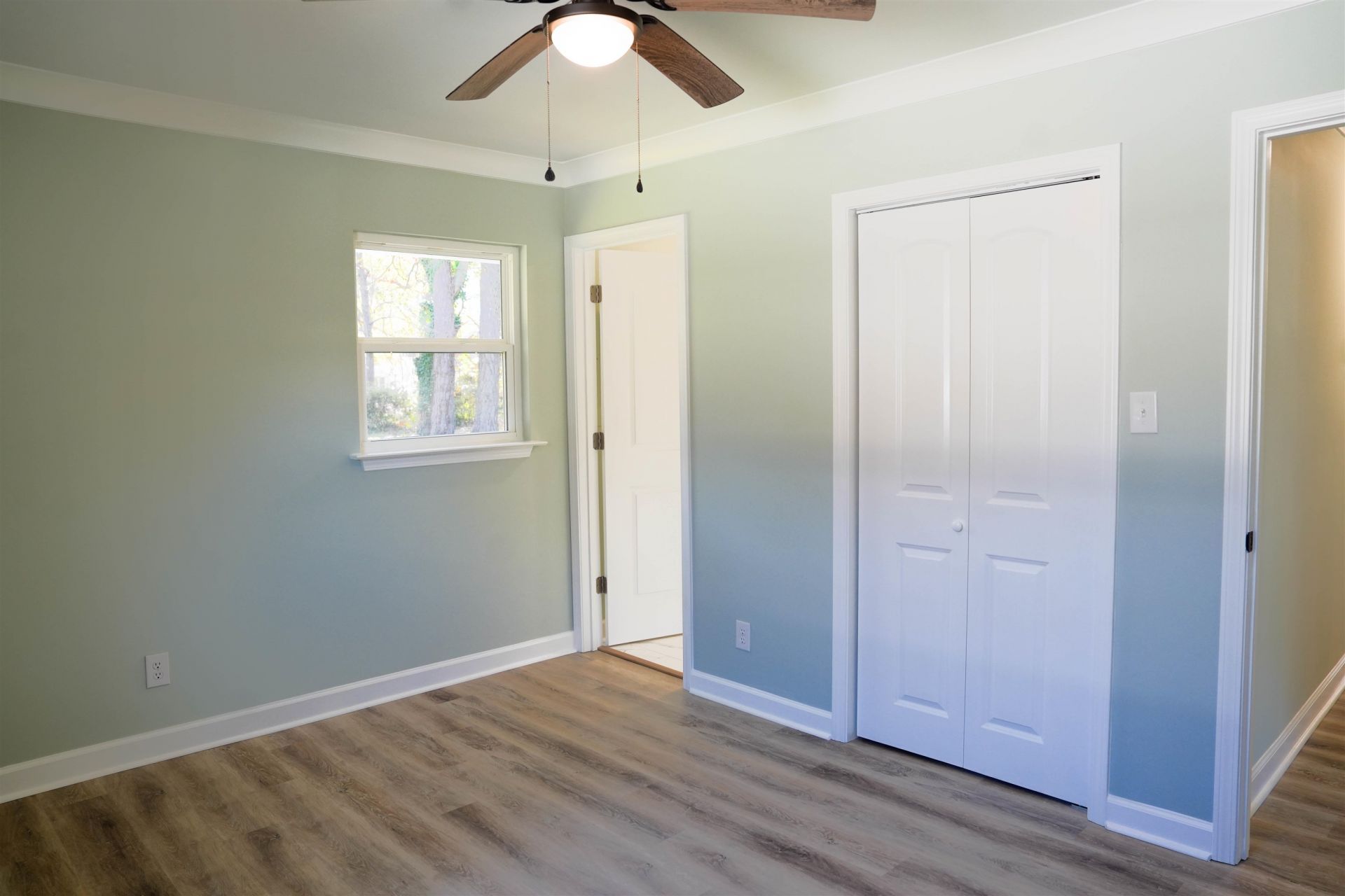1104 Ragin St. Photo 17