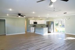 1104 Ragin St. photo 4