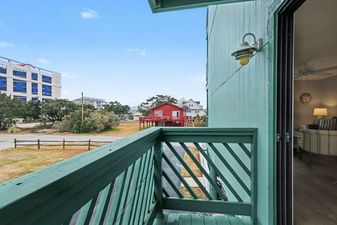 216 22nd Ave. N Photo 20