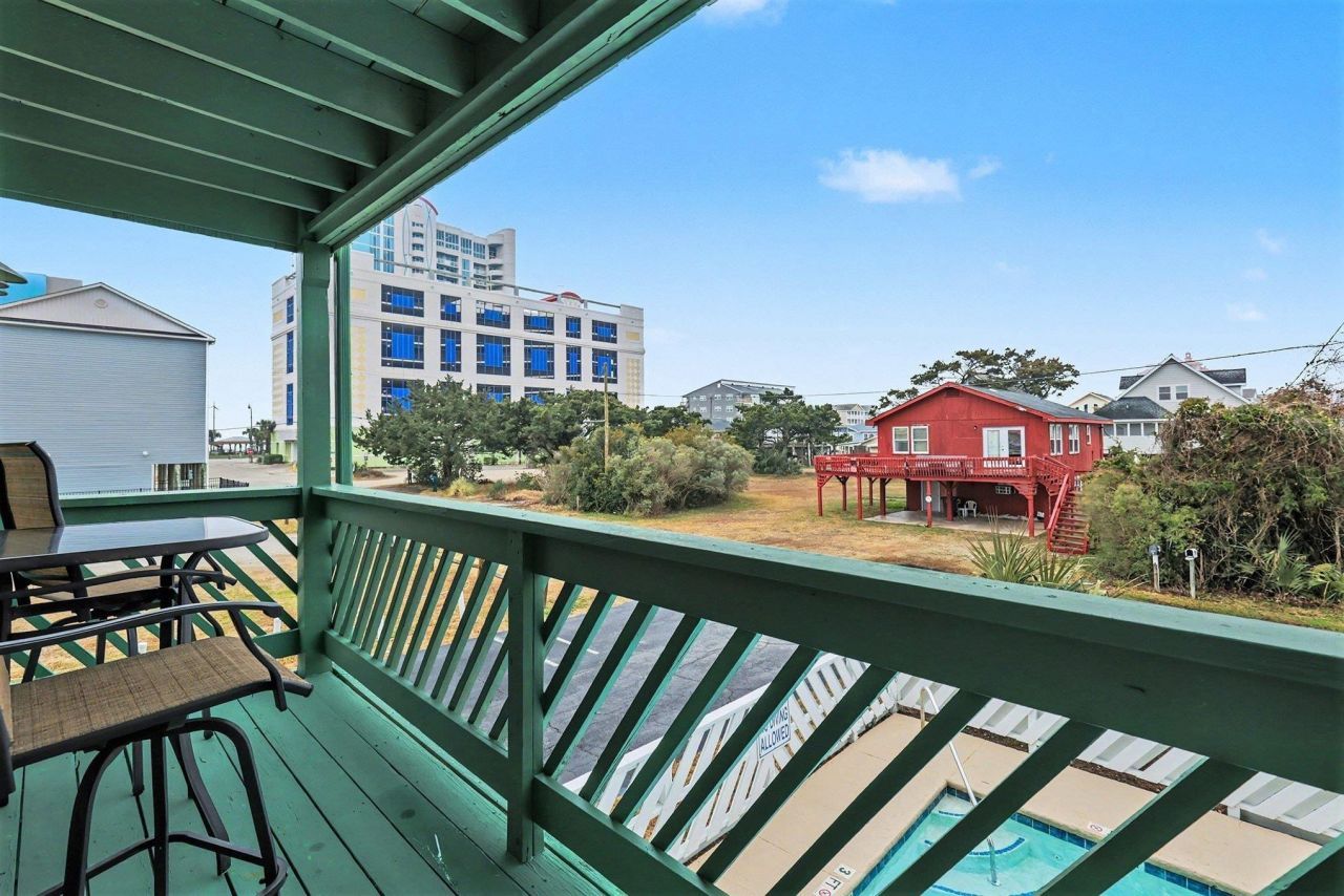 216 22nd Ave. N Photo 22