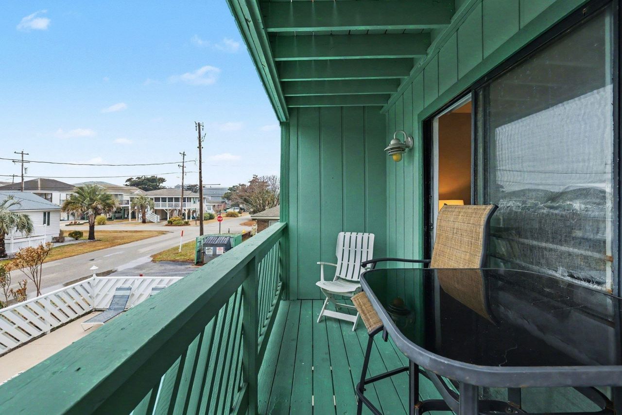 216 22nd Ave. N Photo 23