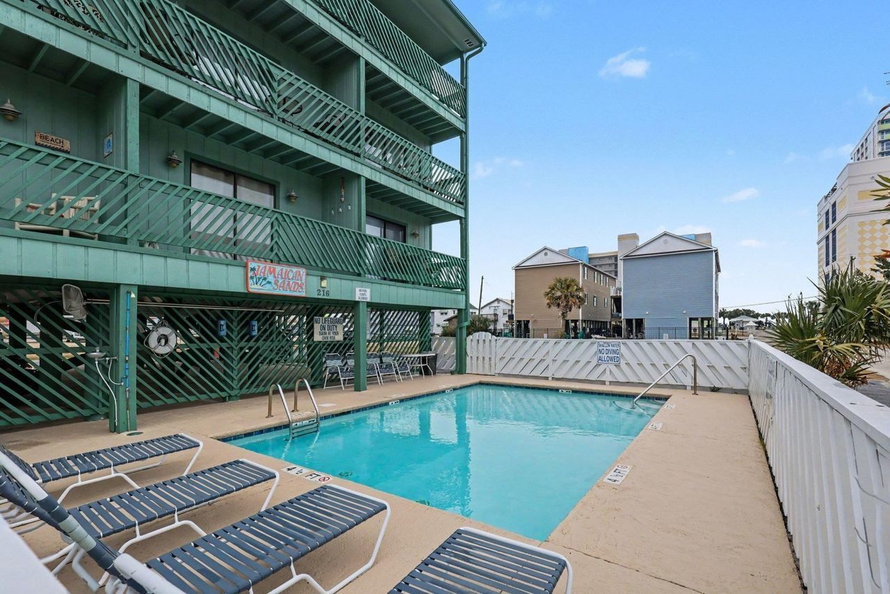 216 22nd Ave. N Photo 27