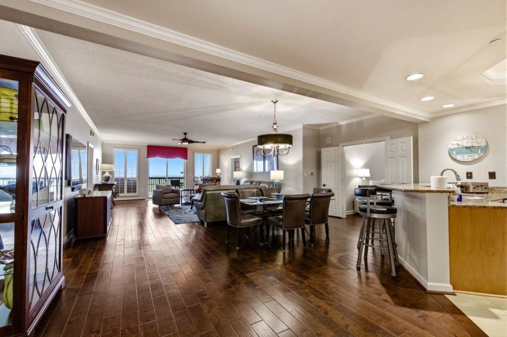 8500 Margate Circle Photo 10