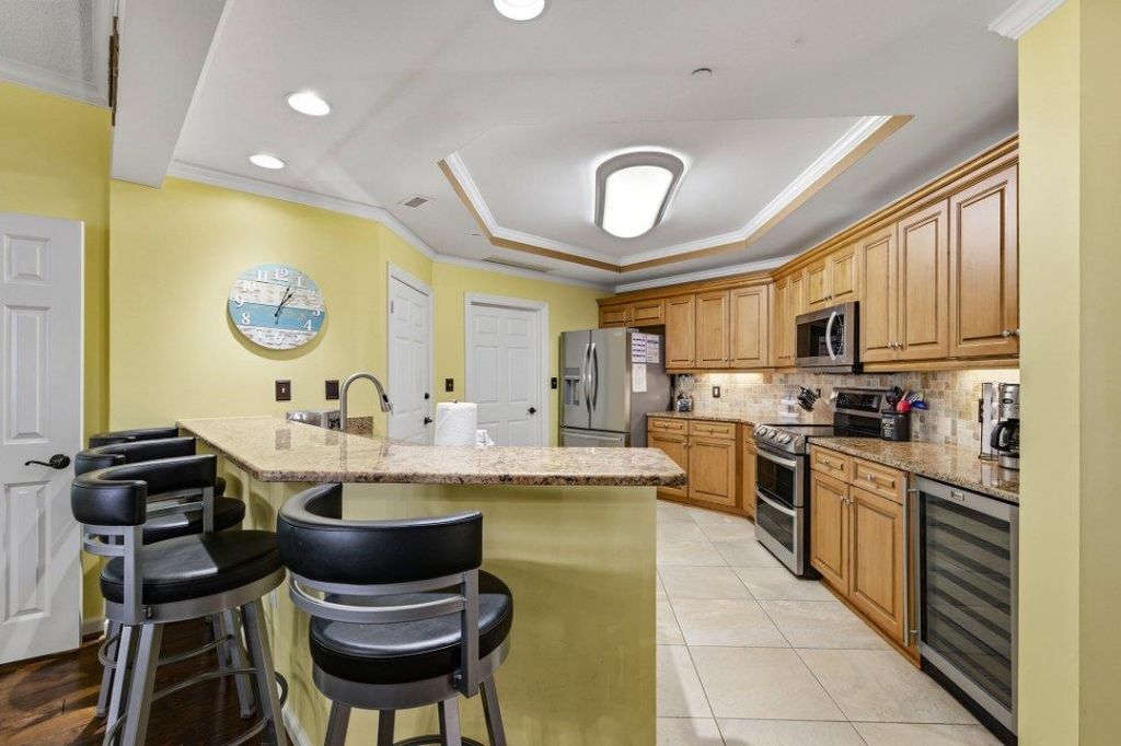 8500 Margate Circle Photo 14