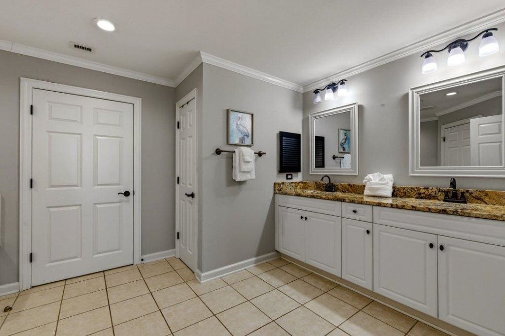 8500 Margate Circle Photo 22