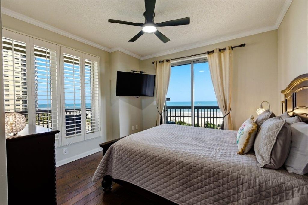 8500 Margate Circle Photo 4