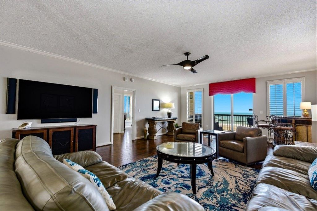 8500 Margate Circle Photo 9