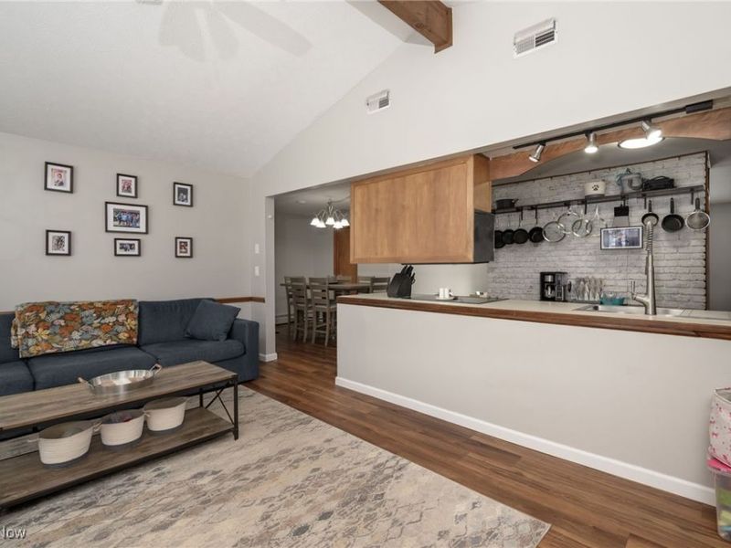 12586 Woodside Drive, Chesterland, OH 44026 Photo 16