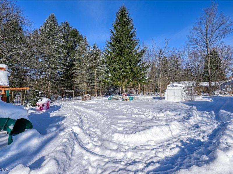 12586 Woodside Drive, Chesterland, OH 44026 Photo 36