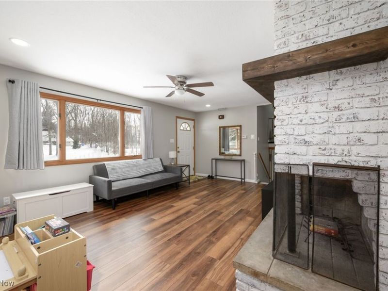 12586 Woodside Drive, Chesterland, OH 44026 Photo 6