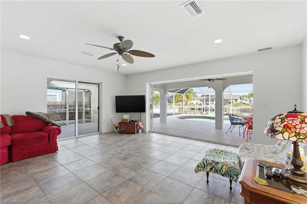 17638 Corallina Dr , Matlacha Isles, FL 33991 Photo