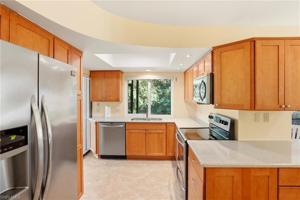 142 Old Tamiami Trl, Naples, FL 34110 Photo