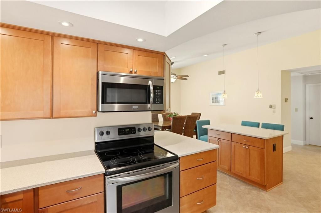142 Old Tamiami Trl, Naples, FL 34110 Photo