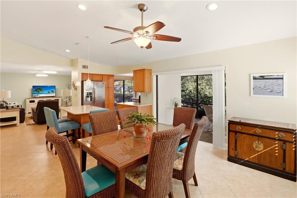 142 Old Tamiami Trl, Naples, FL 34110 Photo