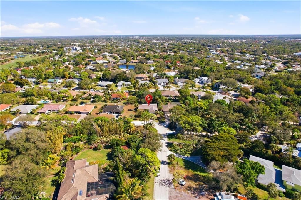 142 Old Tamiami Trl, Naples, FL 34110 Photo