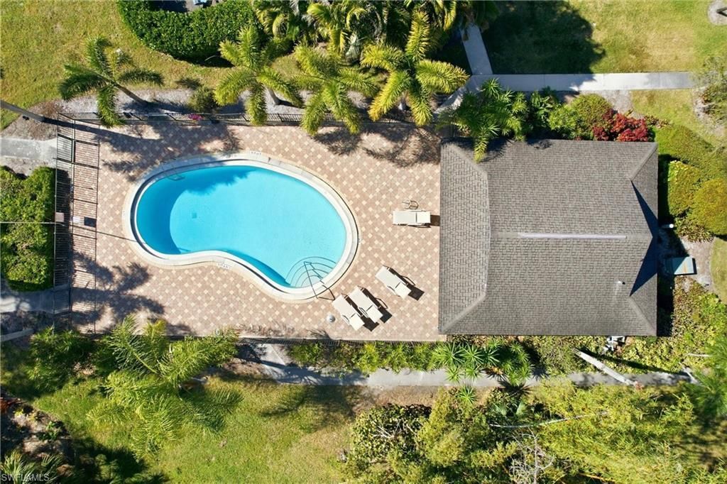 142 Old Tamiami Trl, Naples, FL 34110 Photo