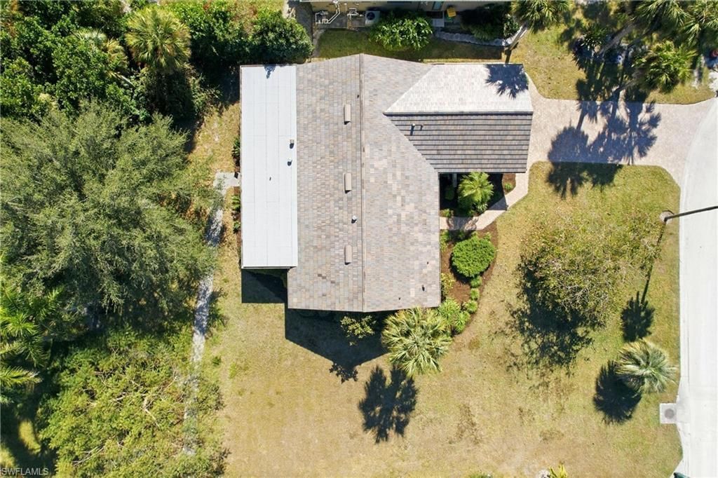 142 Old Tamiami Trl, Naples, FL 34110 Photo